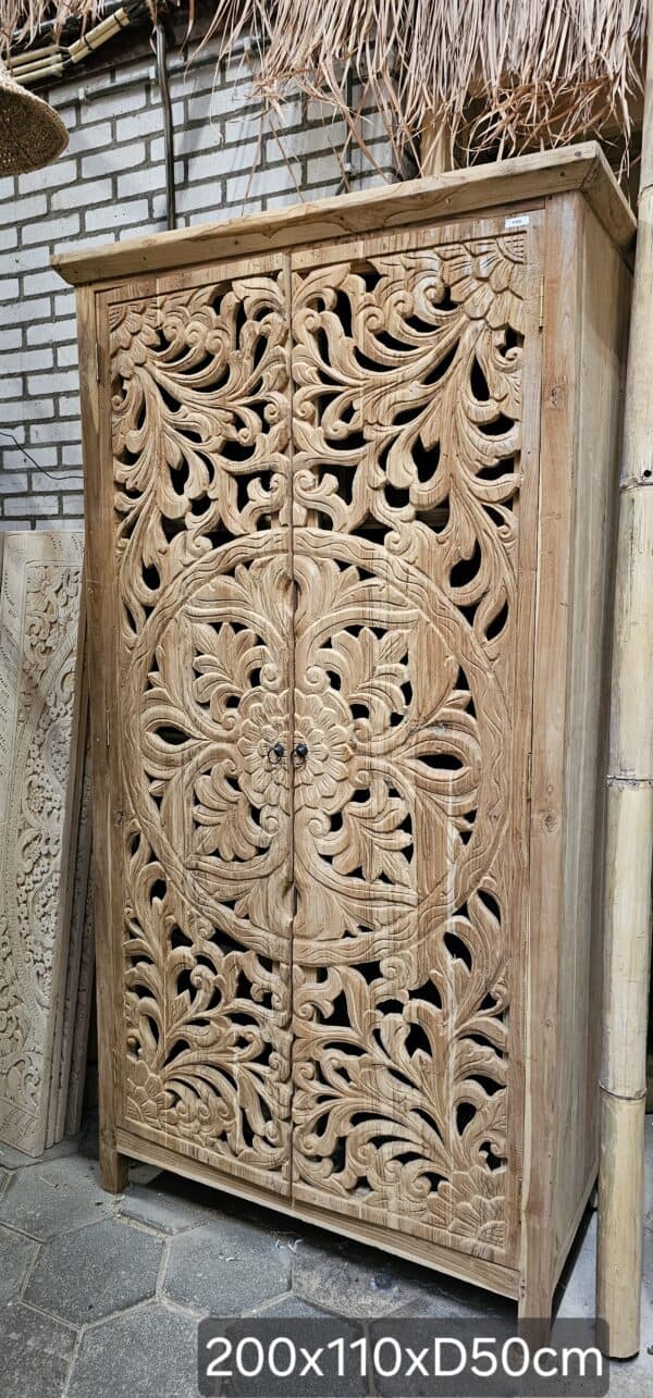 Bali carved kabinet kast